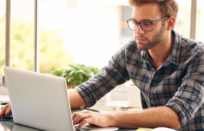 Как узнать какие есть интернет-провайдеры в моем доме в Симе ?